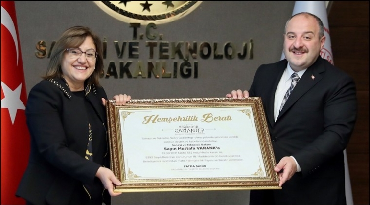 Mustafa Varank&rsquo;a, Fahri Hemşerilik Payesi...
