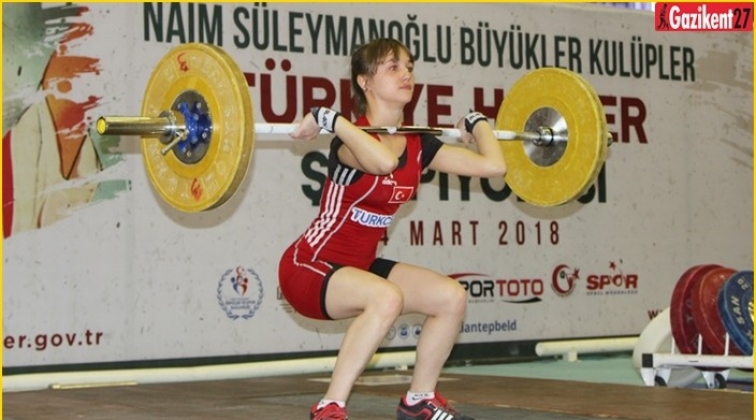 Naim Süleymanoğlu Halter Şampiyonası Gaziantep'te başladı