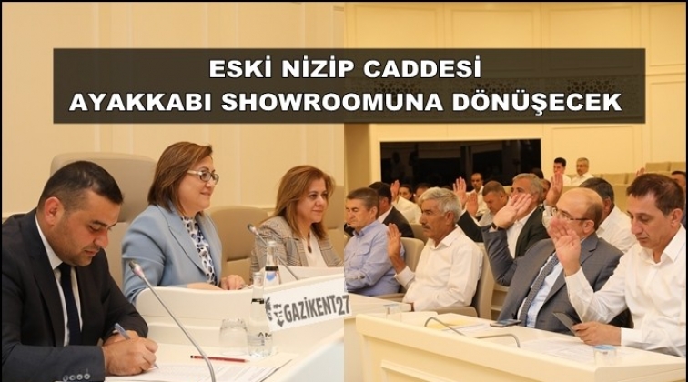 Nizip Caddesi&rsquo;ndeki firmalar showrooma d&ouml;n&uuml;şecek