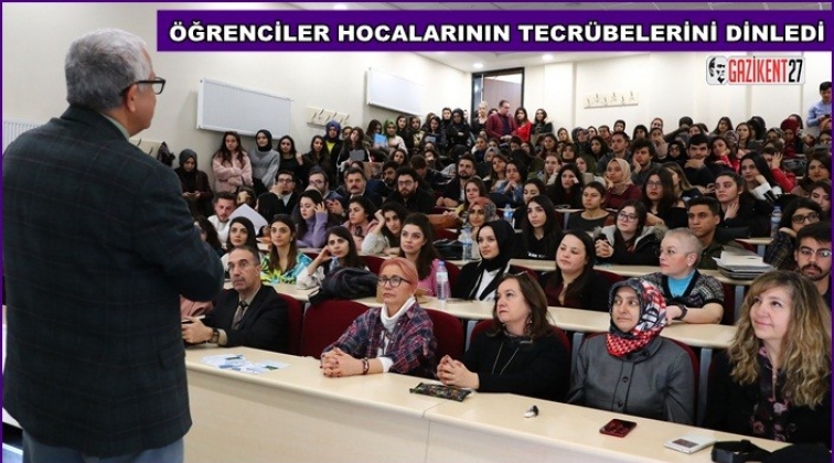 Öğrenciler hocalarına sordu