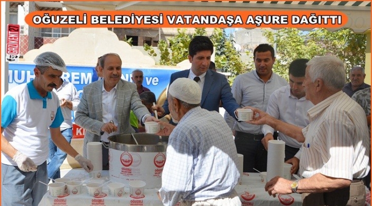 Oğuzeli Belediyesi aşure dağıttı