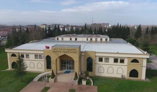 OMÜ’de son dakika değişikliği: Tepkilerin odağındaki isim konferans programından çıkarıldı