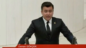Osman Gökçek, yemin metnini yanlış okudu!