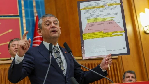 &Ouml;zg&uuml;r &Ouml;zel: G&uuml;n gelecek CHP'nin de bir balyoz operasyonu olacak!