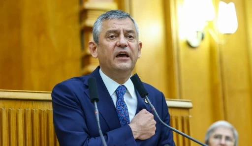 &Ouml;zg&uuml;r &Ouml;zel 