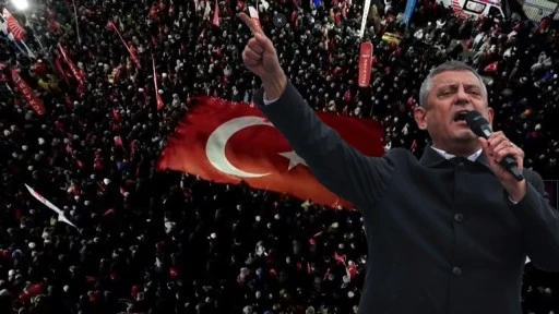 &Ouml;zg&uuml;r &Ouml;zel: Ahlaki &uuml;st&uuml;nl&uuml;k, psikolojik &uuml;st&uuml;nl&uuml;k, &ccedil;oğunluk enerjisi bizdedir!