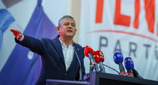 &Ouml;zg&uuml;r &Ouml;zel: AK Parti'nin kara d&uuml;zenini yerle bir edeceğiz!