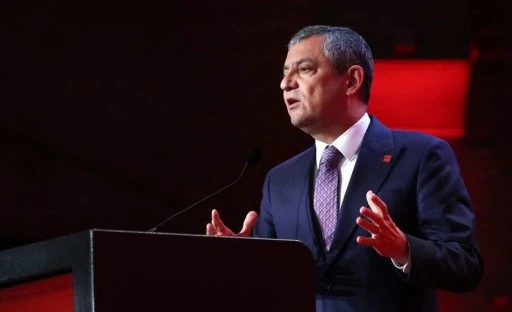 Özgür Özel, Avrupa Sosyalist Partisi Kongresi'nde konuştu
