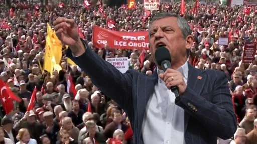 &Ouml;zg&uuml;r &Ouml;zel: Biz Erdoğan'dan erken se&ccedil;im sandığını istiyoruz...