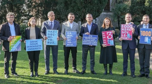 &Ouml;zg&uuml;r &Ouml;zel, Boğazi&ccedil;i &Uuml;niversitesi'nde akademisyenlerin n&ouml;betine destek verdi!