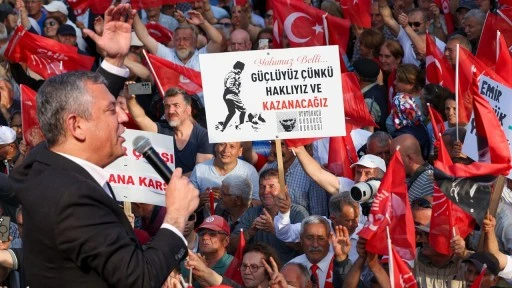 &Ouml;zg&uuml;r &Ouml;zel: Canımı alsalar da d&ouml;nmeyeceğim yolumdan!
