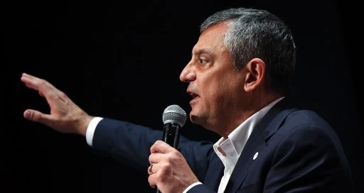 &Ouml;zg&uuml;r &Ouml;zel'den Erdoğan'a 'fon skandalı' yanıtı: Hi&ccedil; lafı eveleyip geveleme, yakalandınız!