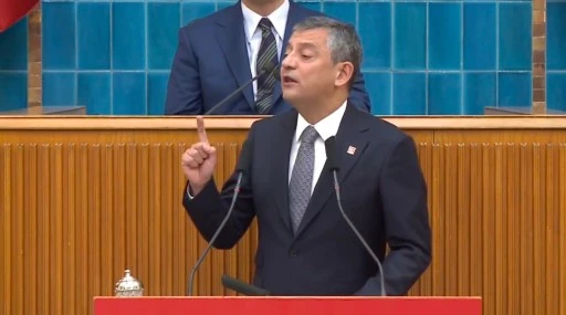 Özgür Özel'den 'İmamoğlu' mesajı: Tek suçu Cumhurbaşkanlığı'na aday olmak!