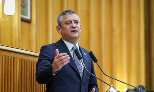 Özgür Özel'den 'İmamoğlu' mesajı: Tek suçu Cumhurbaşkanlığı'na aday olmak!