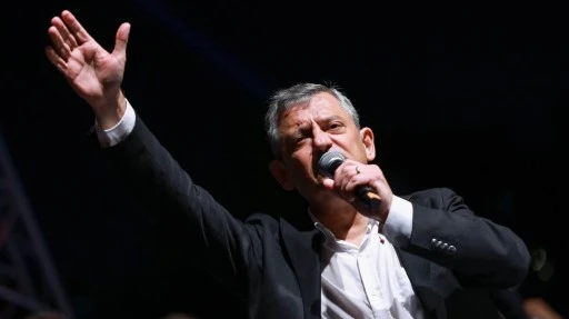 &Ouml;zg&uuml;r &Ouml;zel: Ey Erdoğan g&ouml;r&uuml;yor musun? 500 g&uuml;n ge&ccedil;ti buradayız