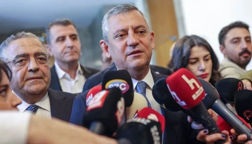&Ouml;zg&uuml;r &Ouml;zel grup toplantısı sonrası konuştu: Kuruluşumuzu tamamladık