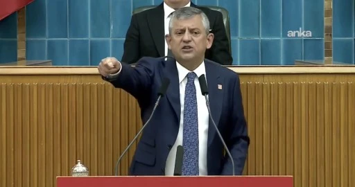 &Ouml;zg&uuml;r &Ouml;zel, Kılı&ccedil;daroğlu'na resti &ccedil;ekti 