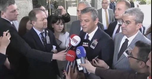 &Ouml;zg&uuml;r &Ouml;zel: Kurultay i&ccedil;in ilk imza Kayseri'den geldi 