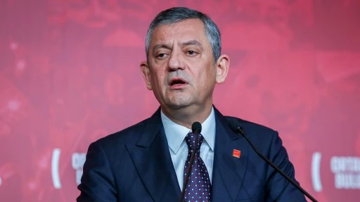 &Ouml;zg&uuml;r &Ouml;zel, Toplumsal Barış ve Demokrasi Konferansı'na katıldı