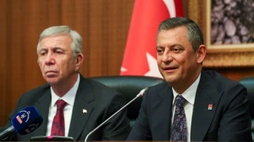 Özgür Özel: Türk heyetine adım attırmıyorlar