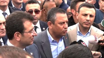 Özgür Özel ve İmamoğlu işçilerle Taksim'e yürüyor...