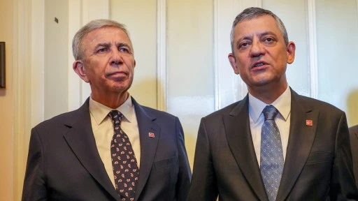 Özgür Özel ve Mansur Yavaş'tan sürpriz görüşme