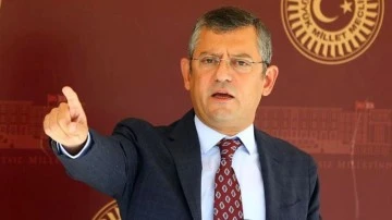 &Ouml;zg&uuml;r &Ouml;zel: Yarın Soylu ile ilgili bir dosya a&ccedil;ıklayacağım!