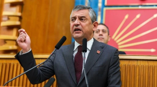 &Ouml;zg&uuml;r &Ouml;zel: Yine balta &ccedil;ektiler arkadaş...