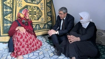 AK Parti Gaziantep saha &ccedil;alışmalarını s&uuml;rd&uuml;r&uuml;yor