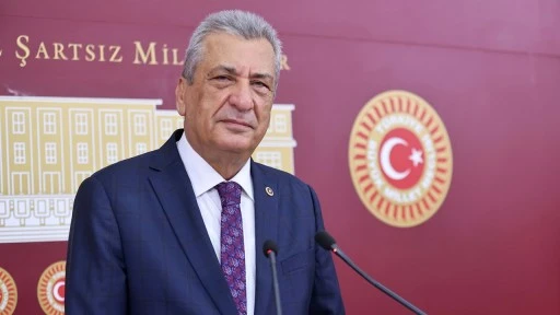 Öztürkmen: Antep fıstığında 'yok yılı' üreticiyi de yok ediyor!