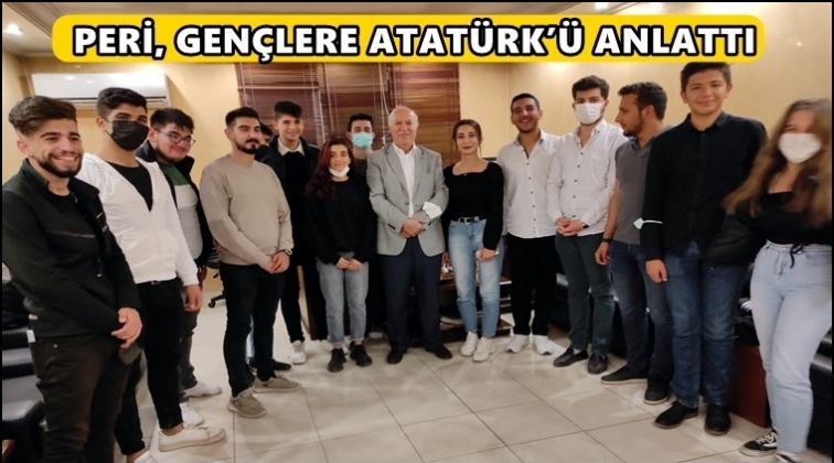 Peri, gençlere Atatürk'ü anlattı...