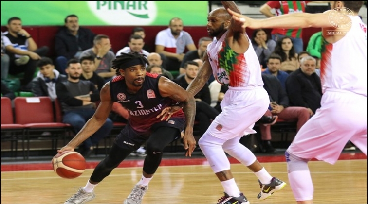 Pınar Karşıyaka 82-72 Gaziantep Basketbol