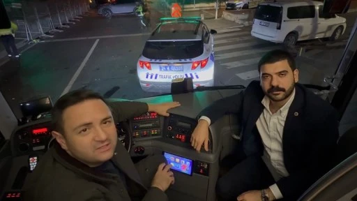 Polis, CHP'nin otobüsünü durdurdu, CHP'liler otobüs nöbeti tuttu!