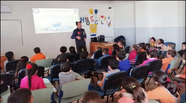 Polisten &ccedil;ocuklara ka&ccedil;ırılma semineri