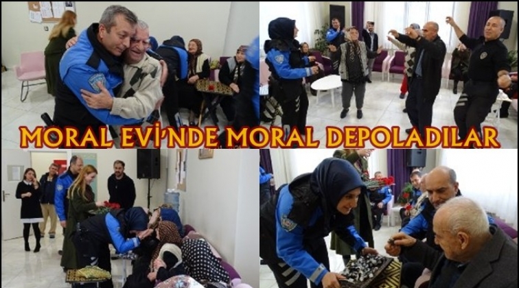 Polisten yaşlılara moral ziyareti