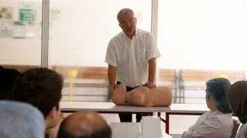 Prof. Dr. Polat Durukan&rsquo;dan İlk Yardım Eğitimi