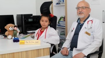 Prof.Dr. Sivaslı koltuğunu Nehir’e devretti