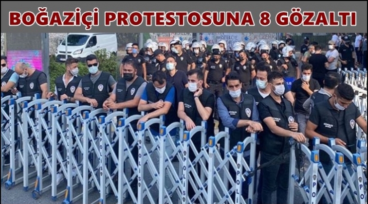 Rekt&ouml;r protestosunda 8 &ouml;ğrenci g&ouml;zaltında!