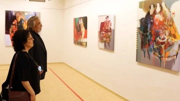 Ressam Güler Genç Erol resim sergisini açtı
