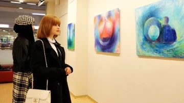Ressam Karakoç’un resim sergisi devam ediyor