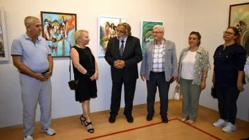 Ressam Melek Yıldız Ergül'ün resim sergisi açıldı