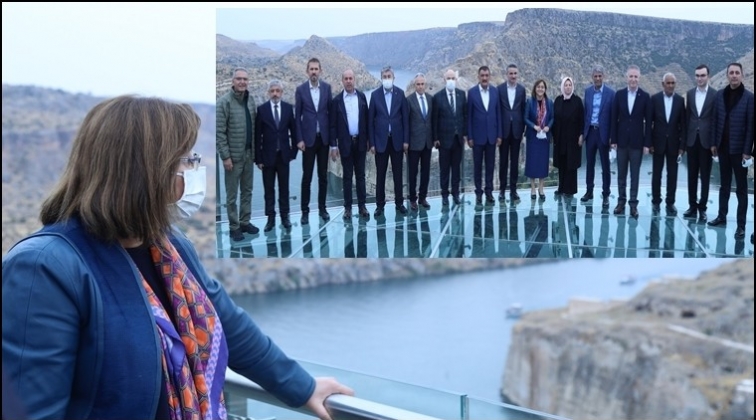 Rumkale Cam Terası fark yaratacak!