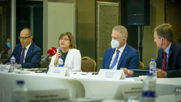 Şahin: Asyalı turisti buraya getirmek i&ccedil;in &ccedil;alışıyoruz