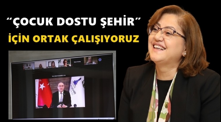 Şahin, &Ccedil;ocuk Hakları zirvesine katıldı