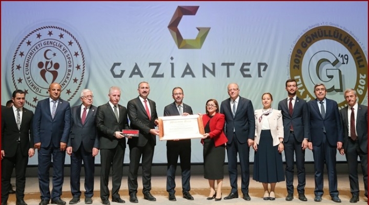 Şahin: Havuzlar ve spor salonları yapacağız