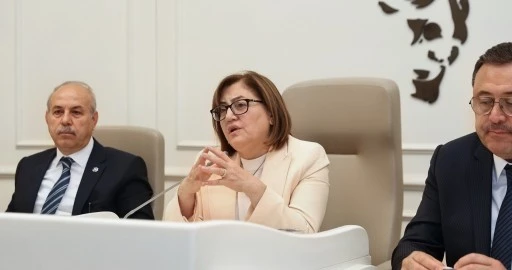 Şahin, muhtarların taleplerini dinledi 