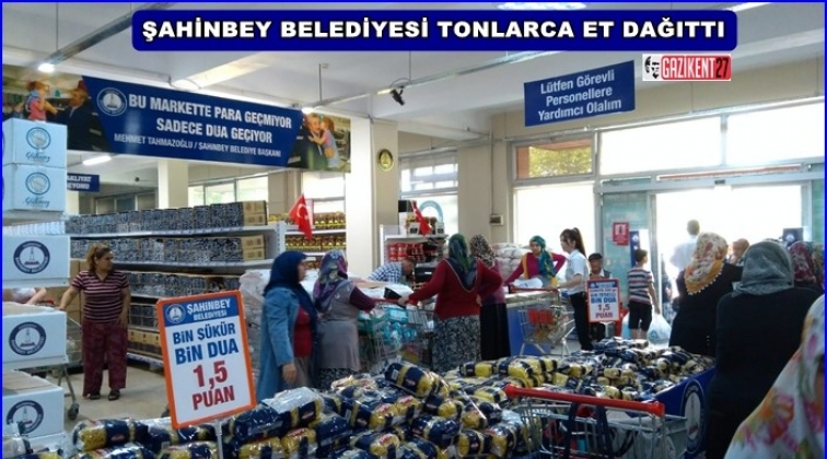 Şahinbey Belediyesi, bu kez et dağıttı