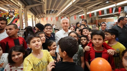 Şahinbey'de mahalleler şenleniyor