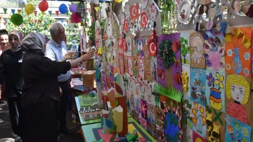 Şahinbey'de miniklerin yıl sonu sergisi