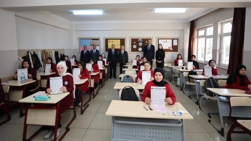 Şahinbey&rsquo;den 8&rsquo;inci &ldquo;Umre &Ouml;d&uuml;ll&uuml; Kitap Okuma Yarışması&rdquo;